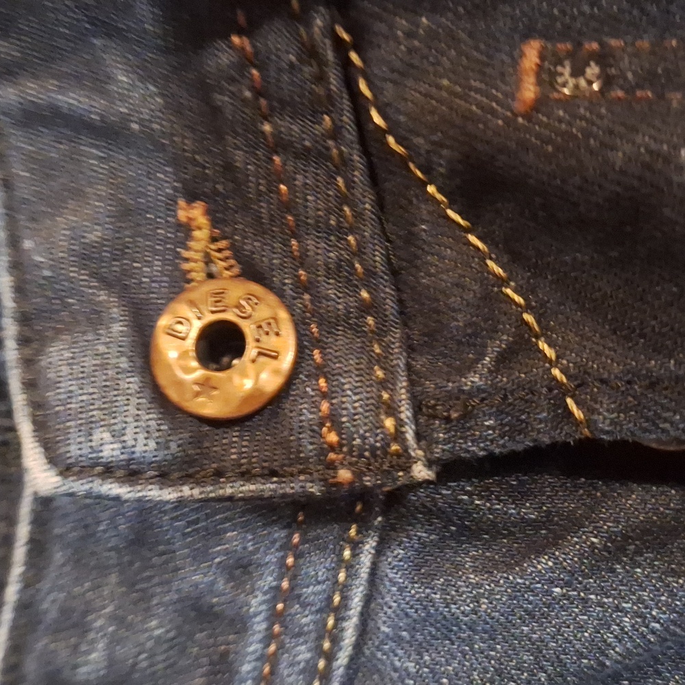 Diesel Jeans 32 "FITS SMALLER" - Picture 5 of 9